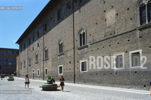 MARCHE, URBINO : PALAZZO DUCALE  - © 2002 Graziano Arici/Rosebud2 / GEO /ARCHITETTURA / RINASCIMENTO