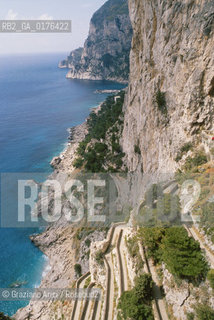 CAMPANIA  (NAPOLI) CAPRI :PANORAMA DAL BELVEDERE CANNONE CON LA VIA KRUPP  - © 2002 Graziano Arici/Rosebud2 / GEO