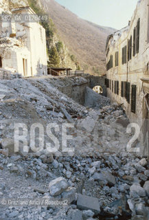 FRIULI-VENEZIA GIULIA,  GEMONA :ROVINE DOPO IL TERREMOTO   - © 1980 Graziano Arici/Rosebud2 / GEO