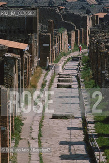 CAMPANIA,  (NAPOLI)  POMPEI : ROVINE DELLA CITTA    - © 2002 Graziano Arici/Rosebud2 / GEO /