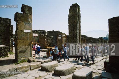 CAMPANIA,  (NAPOLI)  POMPEI : ROVINE DELLA CITTA    - © 2002 Graziano Arici/Rosebud2 / GEO /