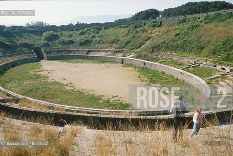CAMPANIA,  (NAPOLI)  POMPEI : ROVINE DELLA CITTA - ANFITEATRO   - © 2002 Graziano Arici/Rosebud2 / GEO /