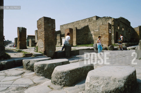 CAMPANIA,  (NAPOLI)  POMPEI : ROVINE DELLA CITTA    - © 2002 Graziano Arici/Rosebud2 / GEO /