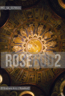 EMILIA-ROMAGNA,  RAVENNA : BATTISTERO NEONIANO   - © 2002 Graziano Arici/Rosebud2 / GEO / BIZANTINA