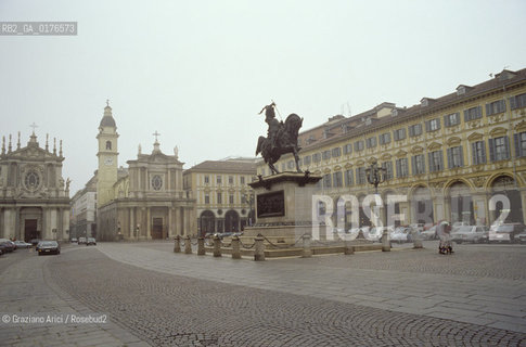 PIEMONTE, TORINO : PIAZZA S.CARLO  - © 2002 Graziano Arici/Rosebud2 / GEO
