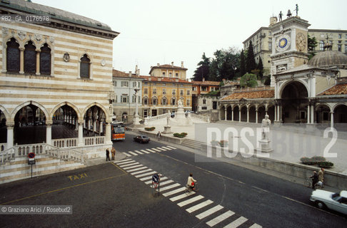 FRIULI-VENEZIA GIULIA, UDINE : PIAZZA DELLA LIBERTA  - © 2002 Graziano Arici/Rosebud2 / GEO