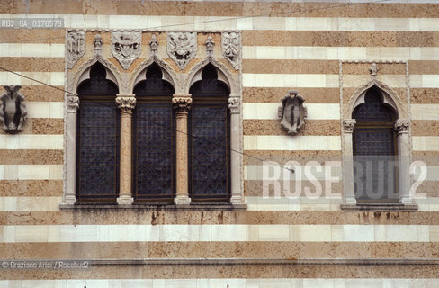 FRIULI-VENEZIA GIULIA, UDINE : PALAZZO DEL COMUNE  - © 2002 Graziano Arici/Rosebud2 / GEO