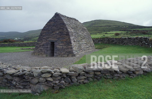 IRLANDA (KERRY) PENISOLA DI DINGLE : ORATORIO DI GALLARUS - ©Graziano Arici/Rosebud2 / GEO / CHIESA