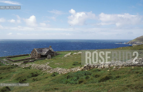 IRLANDA (KERRY) PENISOLA DI DINGLE : LA CASA DOVE E STATO GIRATO IL FILM LA FIGLIA DI RYAN   - © 2002 Graziano Arici/Rosebud2 / GEO / MARE