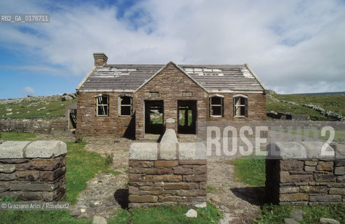 IRLANDA (KERRY) PENISOLA DI DINGLE : LA CASA DOVE E STATO GIRATO IL FILM LA FIGLIA DI RYAN   - © 2002 Graziano Arici/Rosebud2 / GEO / MARE