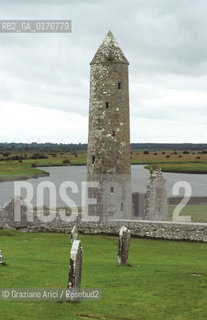 IRLANDA (LEINSTER) ATHLONE : MONASTERO DI CLONMACNOISE     - © 2002 Graziano Arici/Rosebud2 / GEO / TORRE