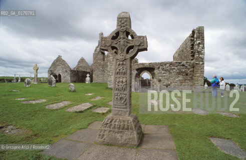 IRLANDA (LEINSTER) ATHLONE : MONASTERO DI CLONMACNOISE     - © 2002 Graziano Arici/Rosebud2 / GEO