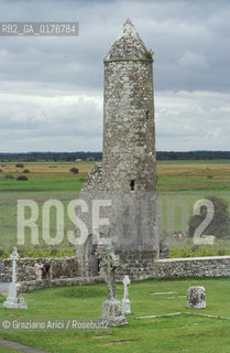 IRLANDA (LEINSTER) ATHLONE : MONASTERO DI CLONMACNOISE     - © 2002 Graziano Arici/Rosebud2 / GEO / TORRE