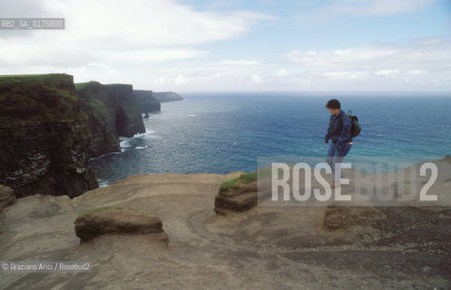 IRLANDA (LIMERICK) CLIFFS OF MOHER  - © 2002 Graziano Arici/Rosebud2 / GEO / MARE / ROCCIA