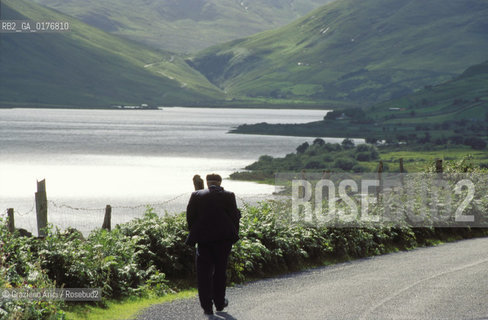 IRLANDA (CONNEMARA) LOUGH CORRIB : LAGO  - © 2002 Graziano Arici/Rosebud2 / GEO