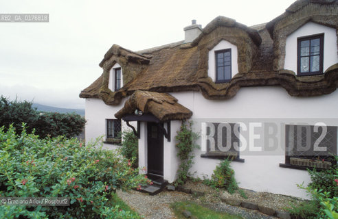 IRLANDA (CONNEMARA) CASA DI CAMPAGNA  - © 2002 Graziano Arici/Rosebud2 / GEO