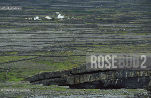 IRLANDA (ARAN ISLANDS) INISHMORE : PANORAMA - © 2002 Graziano Arici/Rosebud2 / GEO / ISOLA