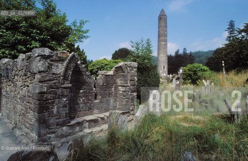 IRLANDA (LEINSTER) GLENDALOUGH : RESTI DEL CONVENTO    - © 2002 Graziano Arici/Rosebud2 / GEO