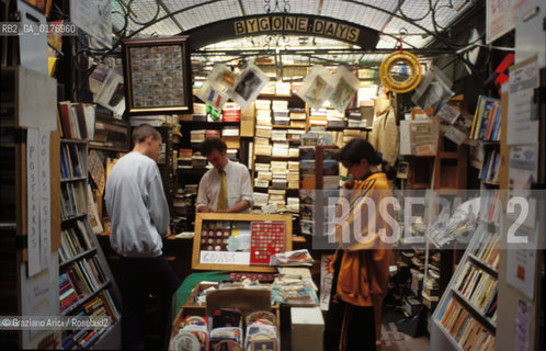 IRLANDA , DUBLINO : IL MERCATO COPERTO IN SOUTH GREAT GEORGES    - © 2002 Graziano Arici/Rosebud2 / GEO /