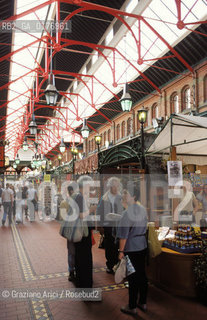 IRLANDA , DUBLINO : IL MERCATO COPERTO IN SOUTH GREAT GEORGES    - © 2002 Graziano Arici/Rosebud2 / GEO /