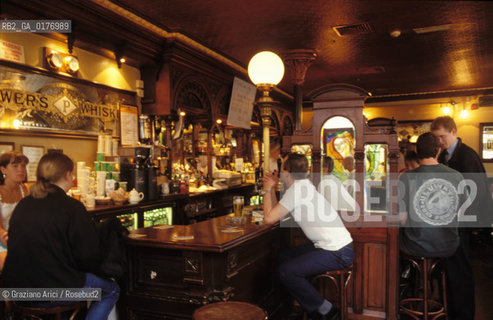 IRLANDA , DUBLINO : PUB NORSEMAN   - © 2002 Graziano Arici/Rosebud2 / GEO / BIRRA