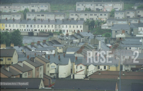 GRAN BRETAGNA (ULSTER) , LONDONDERRY : PANORAMA DEI QUARTIERI CATTOLICI   - © 2002 Graziano Arici/Rosebud2 / GEO
