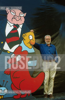 IL DISEGNATORE E FUMETTISTA FRANCESCO ALTAN - © 2002 Graziano Arici/Rosebud2 / FUMETTI / DISEGNATORE