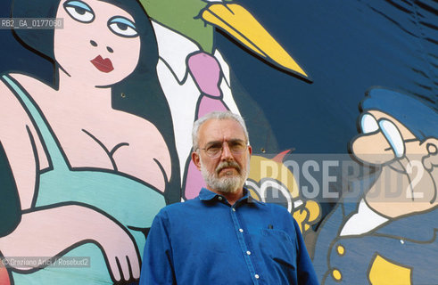 IL DISEGNATORE E FUMETTISTA FRANCESCO ALTAN - © 2002 Graziano Arici/Rosebud2 / FUMETTI / DISEGNATORE