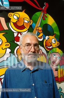 IL DISEGNATORE E FUMETTISTA FRANCESCO ALTAN - © 2002 Graziano Arici/Rosebud2 / FUMETTI / DISEGNATORE