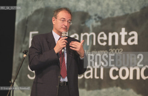 FONDAMENTA 13/16 GIUGNO 2002 - SIGNIFICATI CONDIVISI - LASSESSORE ALLA CULTURA MARINO CORTESE - ©Graziano Arici/Rosebud2 