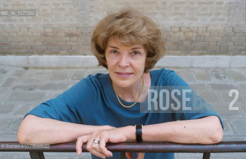 FONDAMENTA 13/16 GIUGNO 2002 - SIGNIFICATI CONDIVISI - LECONOMISTA SUSAN GEORGE (U.S.A.) - ©Graziano Arici/Rosebud2