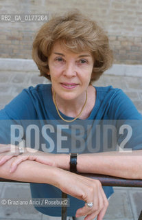 FONDAMENTA 13/16 GIUGNO 2002 - SIGNIFICATI CONDIVISI - LECONOMISTA SUSAN GEORGE (U.S.A.) - ©Graziano Arici/Rosebud2