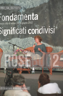 FONDAMENTA 13/16 GIUGNO 2002 - SIGNIFICATI CONDIVISI - LECONOMISTA SUSAN GEORGE (U.S.A.) - ©Graziano Arici/Rosebud2 