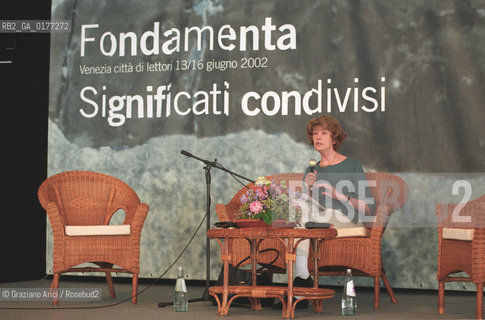 FONDAMENTA 13/16 GIUGNO 2002 - SIGNIFICATI CONDIVISI - LECONOMISTA SUSAN GEORGE (U.S.A.) - ©Graziano Arici/Rosebud2 