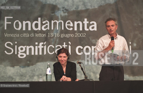 FONDAMENTA 13/16 GIUGNO 2002 - SIGNIFICATI CONDIVISI - LA GIURISTA MARIANNE SARACCO (FRANCIA) WITH THE WRITER DANIELE DEL GIUDICE - ©Graziano Arici/Rosebud2 