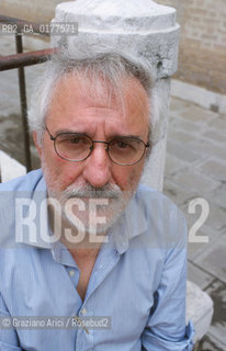 FONDAMENTA 13/16 GIUGNO 2002 - SIGNIFICATI CONDIVISI - IL FISICO MARIO VADACCHINO (ITALIA) - ©Graziano Arici/Rosebud2 / SCIENZA