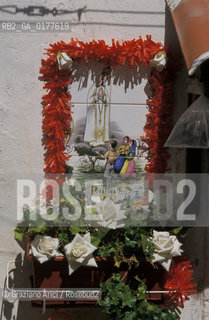 PORTOGALLO, LISBONA : CASA NEL QUARTIERE DI ALFAMA    @ 2002 Graziano Arici/Rosebud2 / FATIMA / GEO