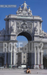 PORTOGALLO, LISBONA : PRACA DO COMERCIO -    @ 2002 Graziano Arici/Rosebud2  / GEO