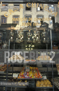 PORTOGALLO, LISBONA : BAIXA - PASTICCERIA CASA CHINESA     @ 2002 Graziano Arici/Rosebud2 / GASTRONOMIA / GEO