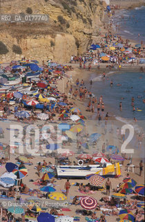 PORTOGALLO, (ALGARVE) ALBUFEIRA : SPIAGGIA     @ 2002 Graziano Arici/Rosebud2  / GEO