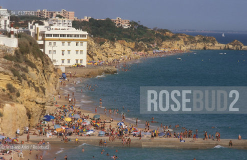 PORTOGALLO, (ALGARVE) ALBUFEIRA : SPIAGGIA     @ 2002 Graziano Arici/Rosebud2  / GEO