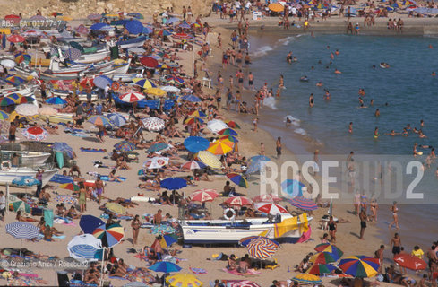 PORTOGALLO, (ALGARVE) ALBUFEIRA : SPIAGGIA     @ 2002 Graziano Arici/Rosebud2  / GEO