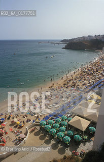 PORTOGALLO, (ALGARVE) ALBUFEIRA : SPIAGGIA     @ 2002 Graziano Arici/Rosebud2  / GEO