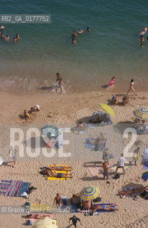 PORTOGALLO, (ALGARVE) ALBUFEIRA : SPIAGGIA     @ 2002 Graziano Arici/Rosebud2  / GEO