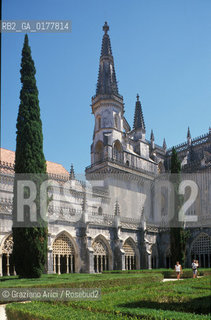 PORTOGALLO, (ESTREMADURA E RIBATEJO) BATALHA : CHIESA E MONASTERO DI SANTA MARIA DA VITORIA      @ 2002 Graziano Arici/Rosebud2  / CHIOSTRO / GEO