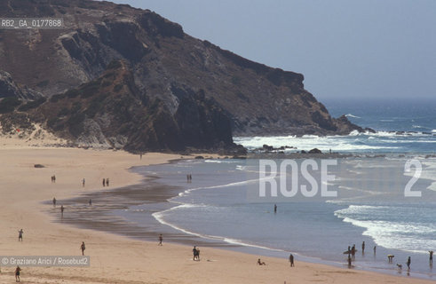 PORTOGALLO, (LISBONA) CABO DE ROCA - IL PUNTO PIU OCCIDENTALE DEL CONTINENTE EUROPEO     @ 2002 Graziano Arici/Rosebud2 / CAPO / SPIAGGIA / GEO