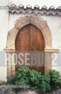 PORTOGALLO, (ALENTEJO) CASTELO DE VIDE : LA SINAGOGA DELLA JUDARIA    @ 2002 Graziano Arici/Rosebud2 /  EBREI / PORTA / GEO