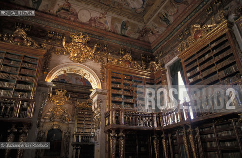 PORTOGALLO, (LE BEIRAS) COIMBRA :LUNIVERSITA - LA BIBLIOTECA  @ 2002 Graziano Arici/Rosebud2   / GEO