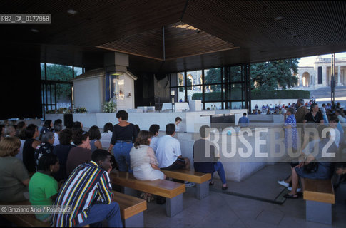 PORTOGALLO, (ESTREMADURA) SANTUARIO DI FATIMA : LA CAPPELLA  @ 2002 Graziano Arici/Rosebud2  / GEO