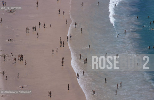 PORTOGALLO, (RIBETEJO) NAZARE : LA SPIAGGIA    @ 2002 Graziano Arici/Rosebud2  / GEO